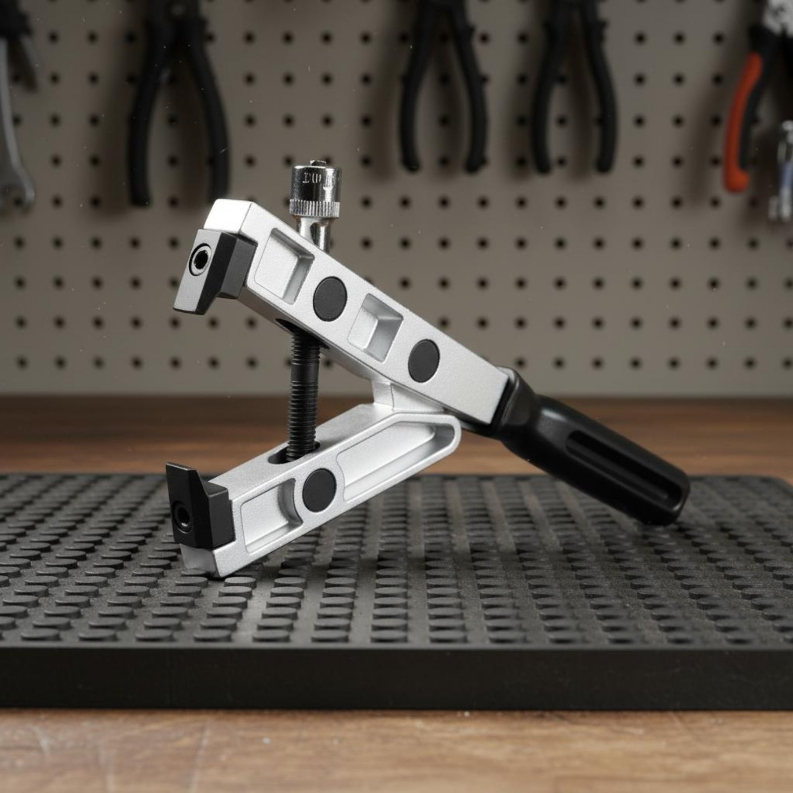 CV Boot Klemtang Grijpers met  - Boots recensie en prijs
