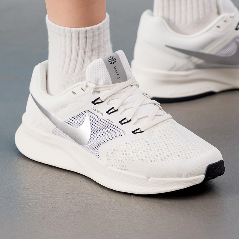 Nike damesschoenen, origineel  - Lightweight Road Running Shoes recensie en prijs