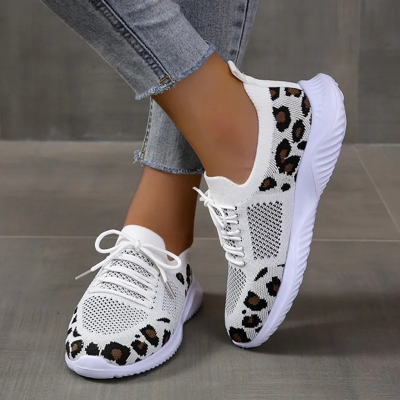 Nieuwe zomerse dames sneakers  - Knit Fabric Lace Up Sneakers recensie en prijs